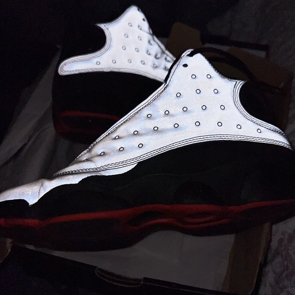 Reflecting in the dark. Great for riding bikes… - Picture 6 of 8